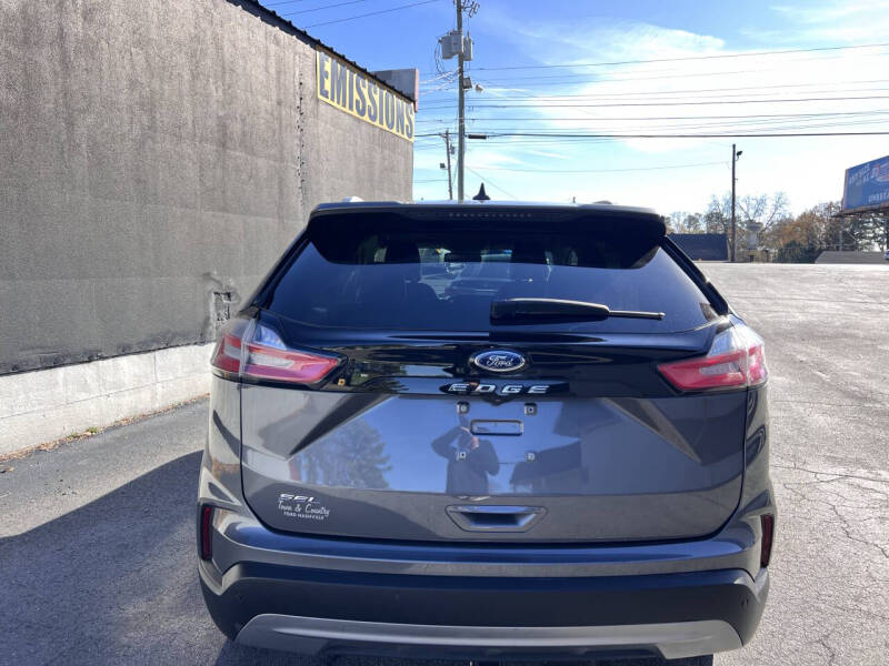 2021 Ford Edge SEL