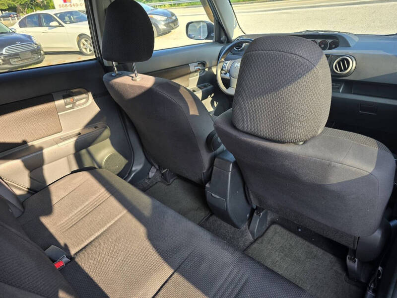 2009 Scion xB