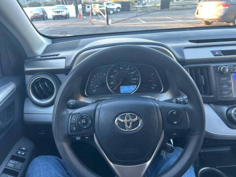 2013 Toyota RAV4 LE