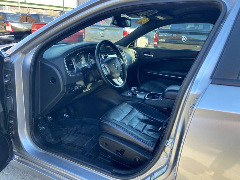 2014 Dodge Charger SXT