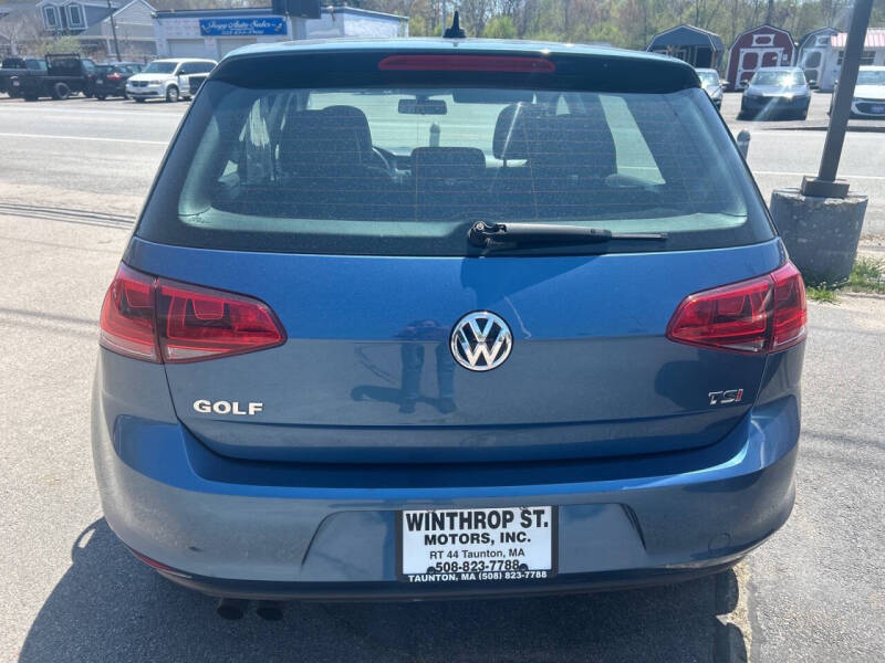 2016 Volkswagen Golf TSI SE