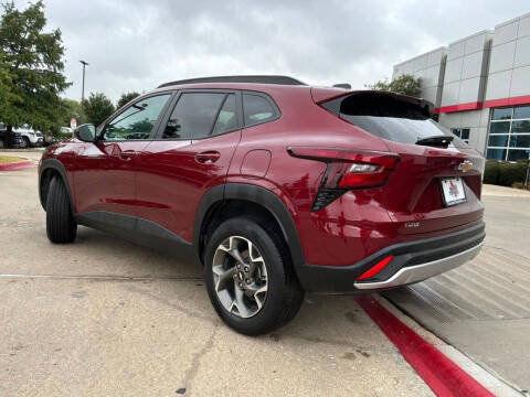 2025 Chevrolet Trax LT
