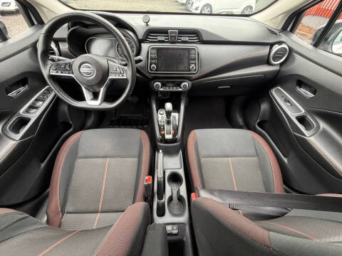 2020 Nissan Versa SR