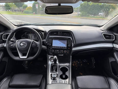 2017 Nissan Maxima