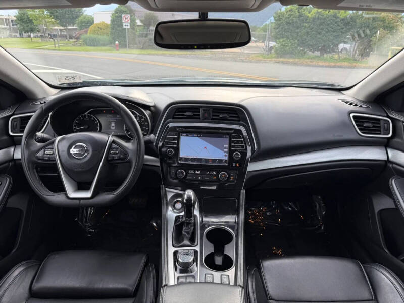 2017 Nissan Maxima