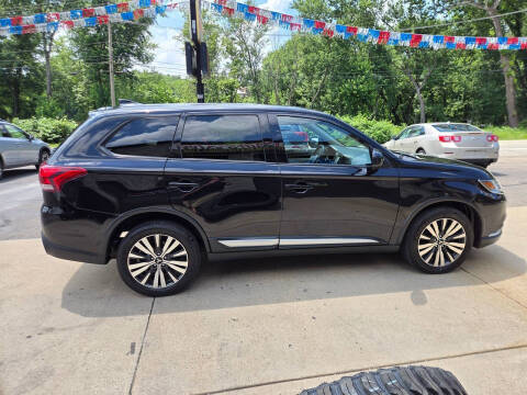 2019 Mitsubishi Outlander ES