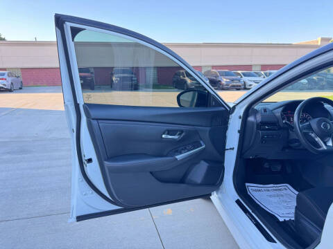 2023 Nissan Sentra SR