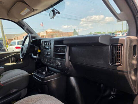 2019 GMC Savana 2500