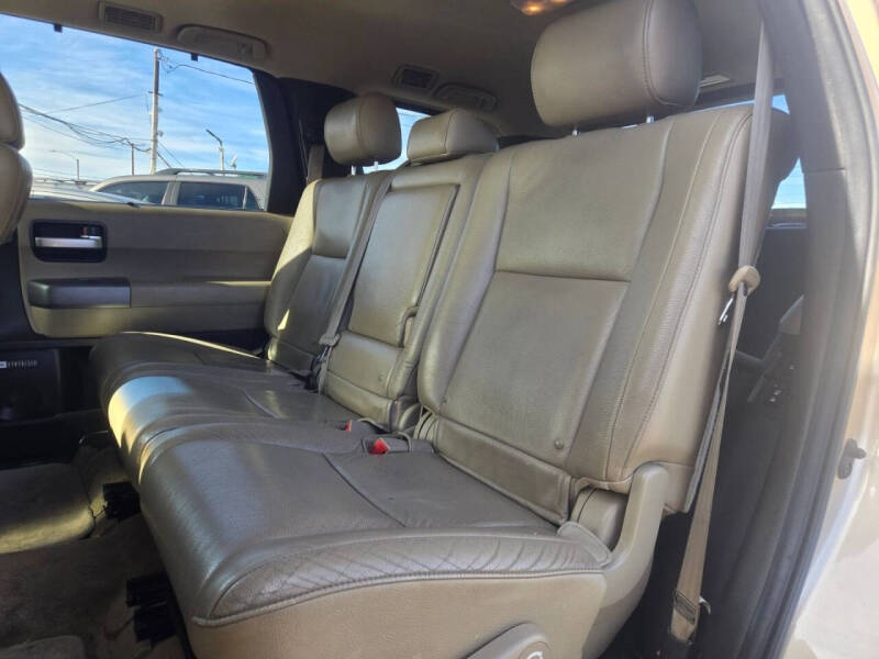 2010 Toyota Sequoia Limited