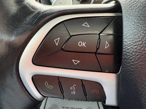 2015 Dodge Challenger SXT Plus