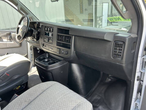 2021 Chevrolet Express 2500