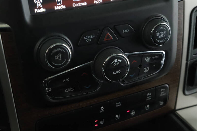 2016 RAM 1500 Laramie