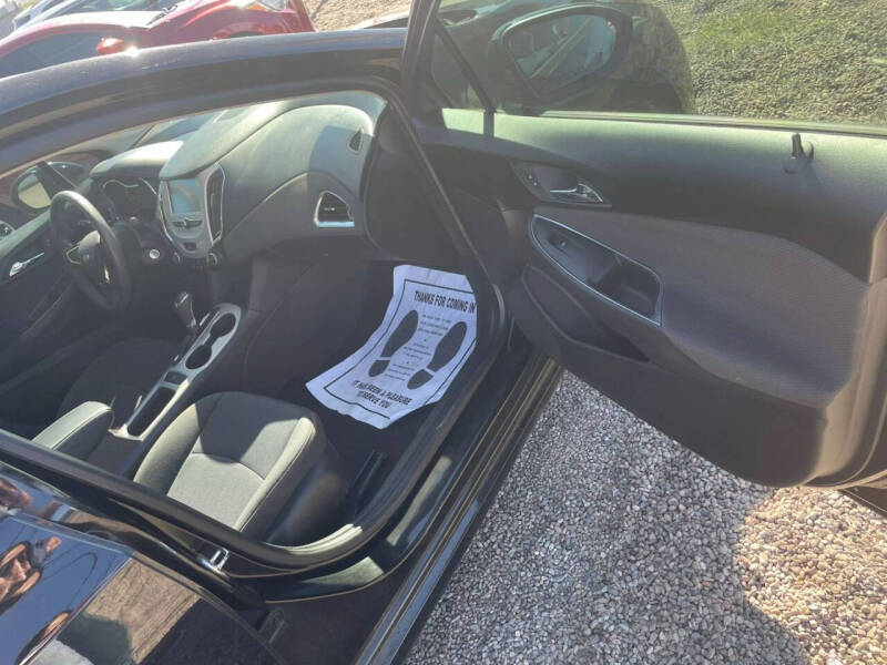 2017 Chevrolet Cruze LS Auto