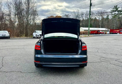 2017 Audi A4 2.0T quattro Premium Plus