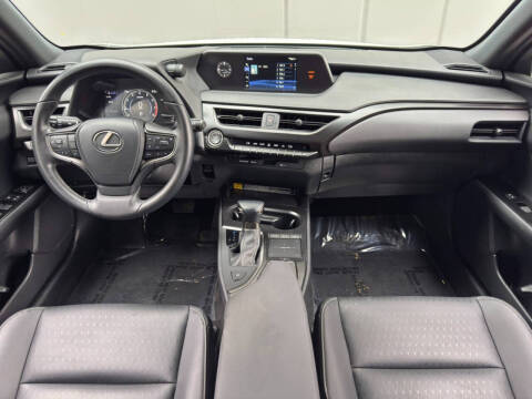 2022 Lexus UX 200