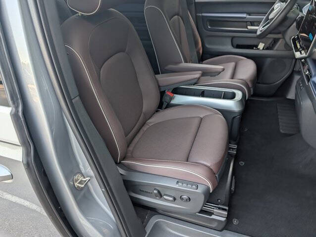 2025 Volkswagen ID. Buzz Pro S Plus