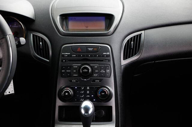 2011 Hyundai Genesis Coupe 2.0T