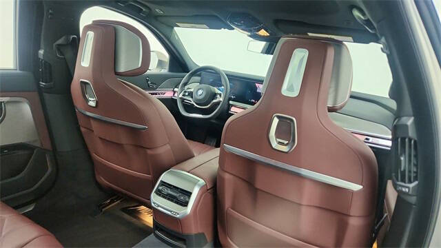 2025 BMW i7 eDrive50