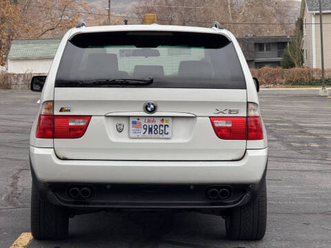 2005 BMW X5 4.4i