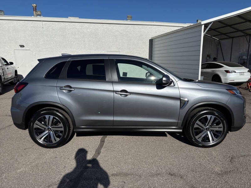 2026 Mitsubishi Outlander Sport SE