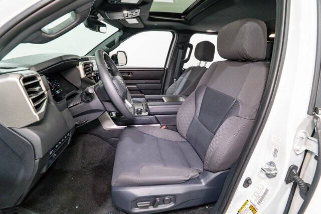 2025 Toyota Sequoia SR5