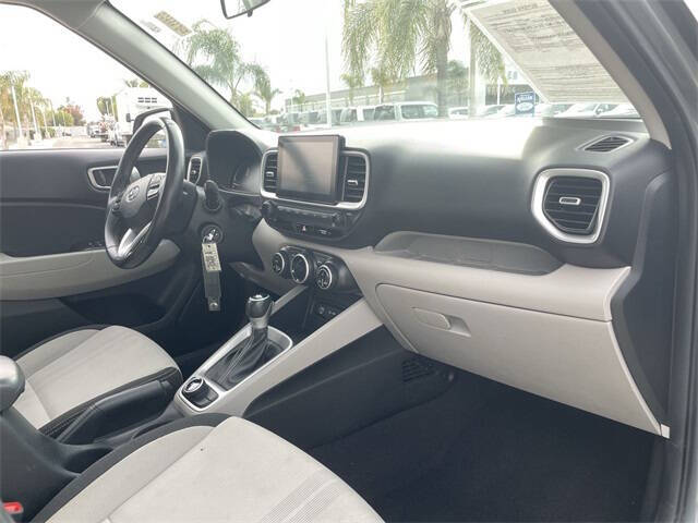 2023 Hyundai Venue SEL