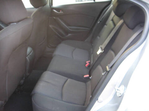 2015 Mazda MAZDA3 i Touring