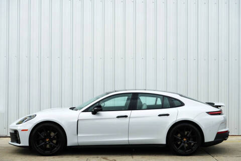 2024 Porsche Panamera 4