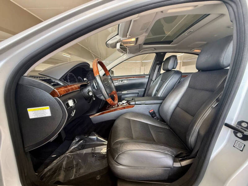 2011 Mercedes-Benz S-Class S 550