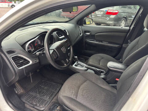 2013 Dodge Avenger SE V6