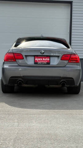 2012 BMW 3 Series 335is