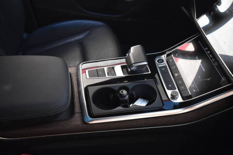 2021 Audi Q8 quattro Premium Plus 55 TFSI