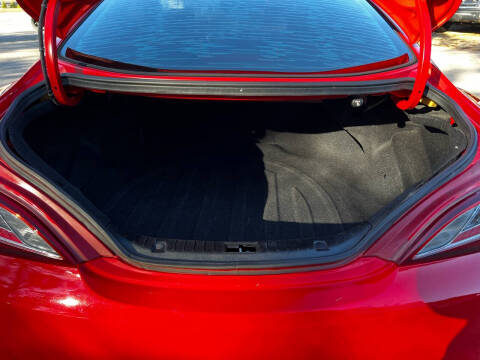 2015 Hyundai Genesis Coupe 3.8 R-Spec