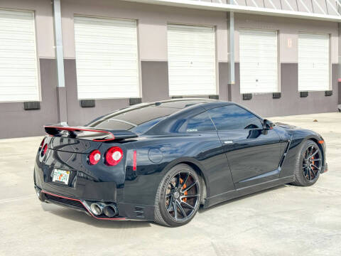 2016 Nissan GT-R Premium