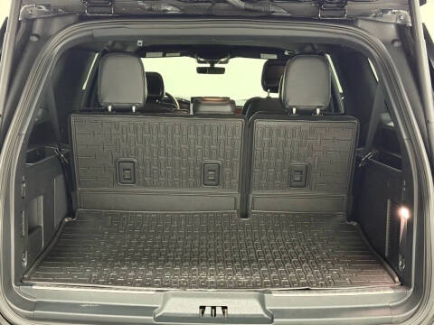 2023 Lincoln Navigator L Standard