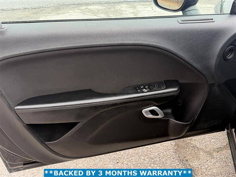 2021 Dodge Challenger SXT