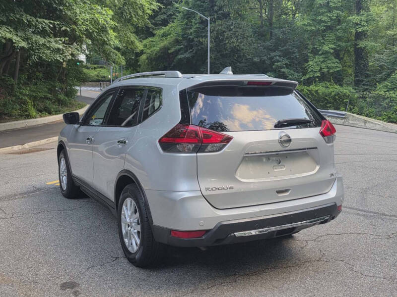 2020 Nissan Rogue SV