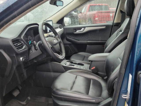 2020 Ford Escape SEL