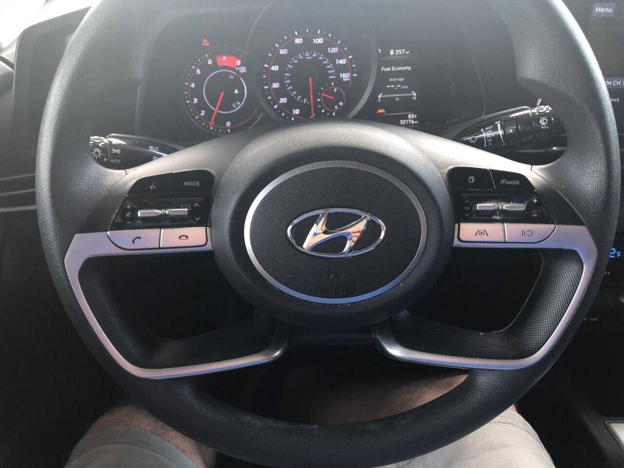 2021 Hyundai Elantra  - $18,800