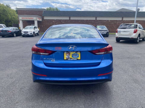 2018 Hyundai Elantra