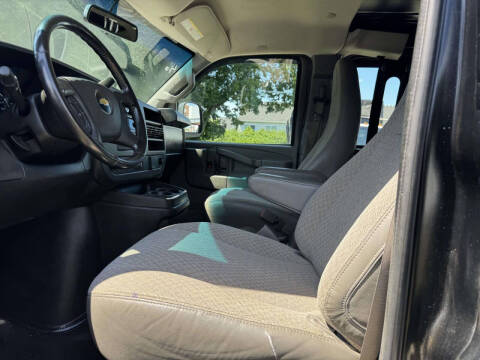 2020 Chevrolet Express 2500