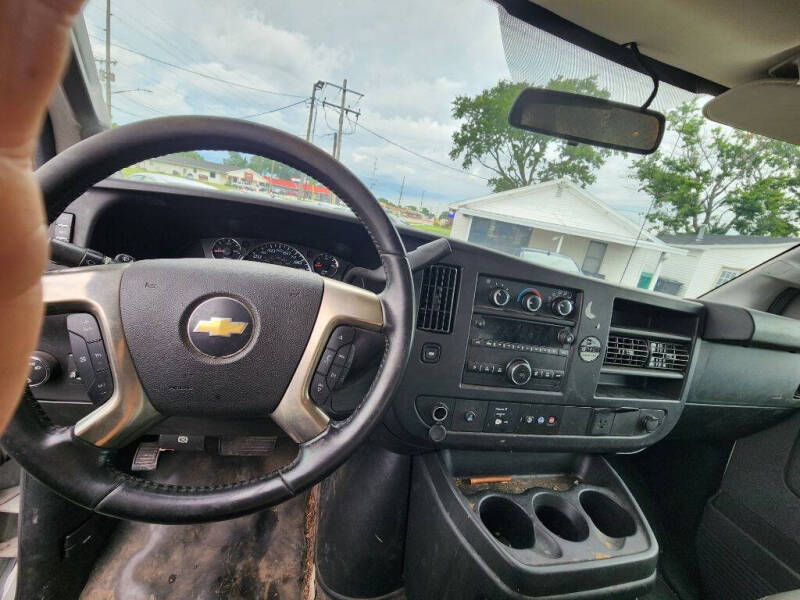 2019 Chevrolet Express 2500