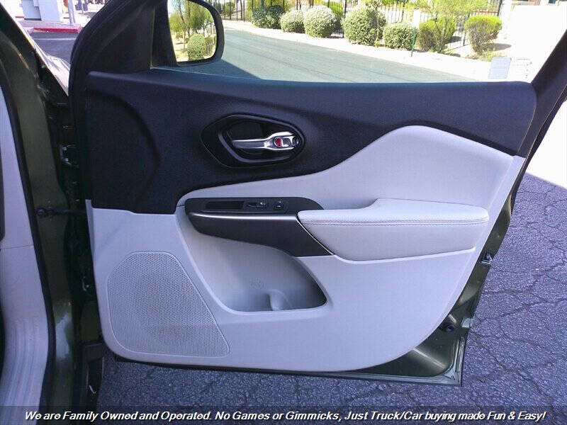 2021 Jeep Cherokee Latitude Plus