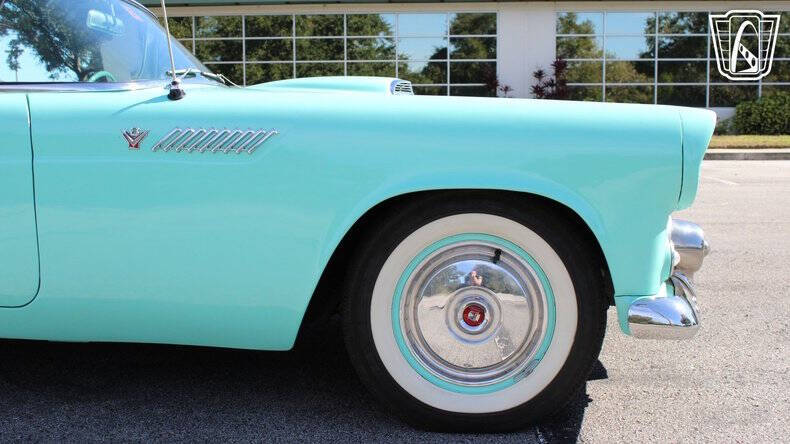 1955 Ford Thunderbird