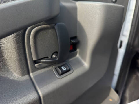2024 Chevrolet Express 2500