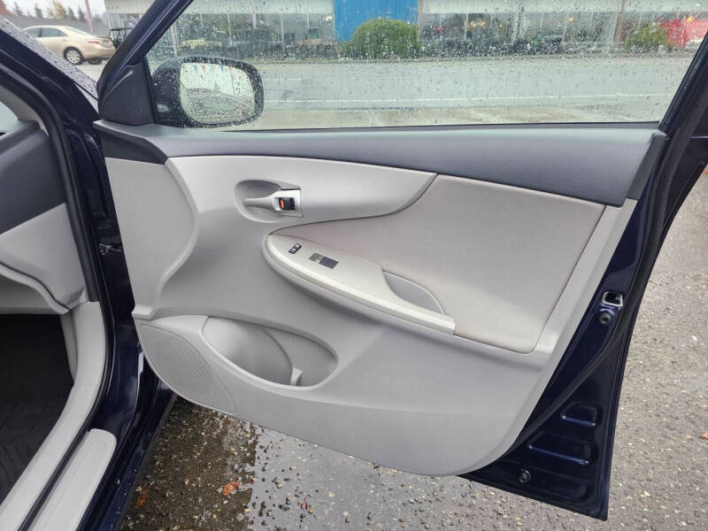 2013 Toyota Corolla LE Special Edition