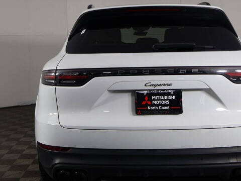 2023 Porsche Cayenne Platinum Edition