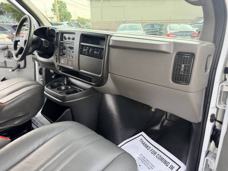 2007 GMC Savana 2500
