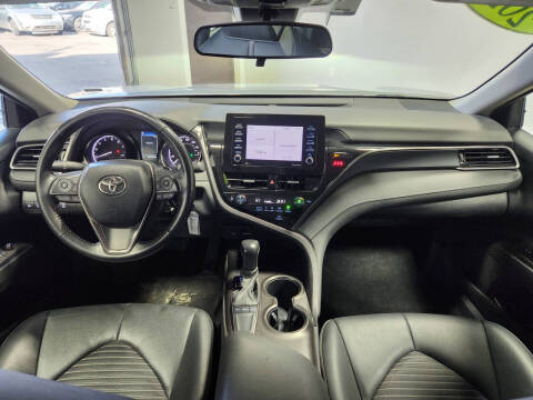 2023 Toyota Camry SE Nightshade