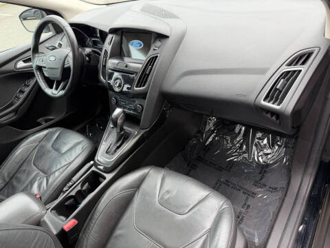 2016 Ford Focus Titanium
